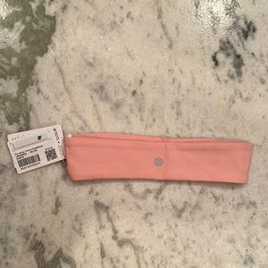 Fly away tamer headband